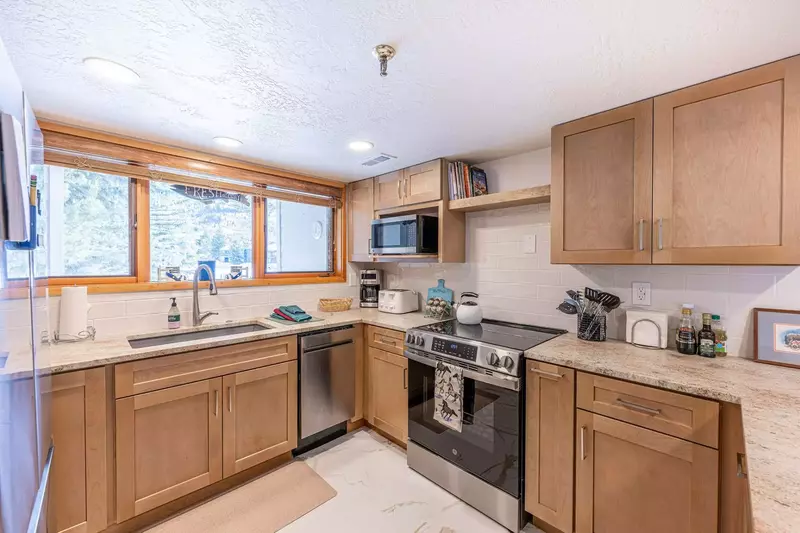 Deer Valley Fawngrove 1486