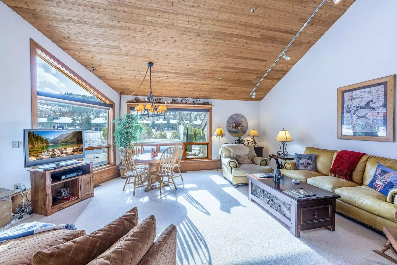 Deer Valley Fawngrove 1486