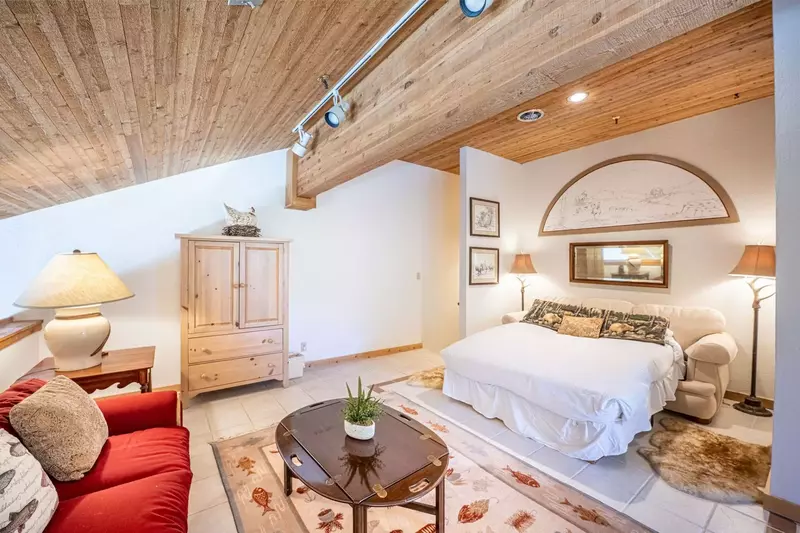 Deer Valley Fawngrove 1486